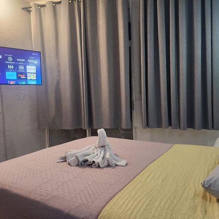 1 Bedroom Apt With Ac , Tv , Wi-Fi Near Dt And Beach Сіуатанехо Екстер'єр фото